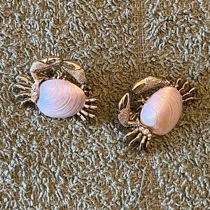 Crab scatter pins
